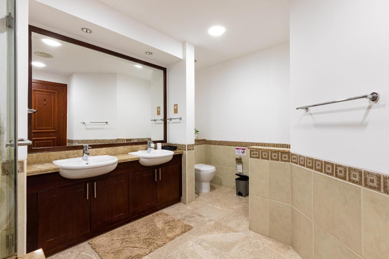 Fairmont South Residence Apartment Dubai Exterior photo